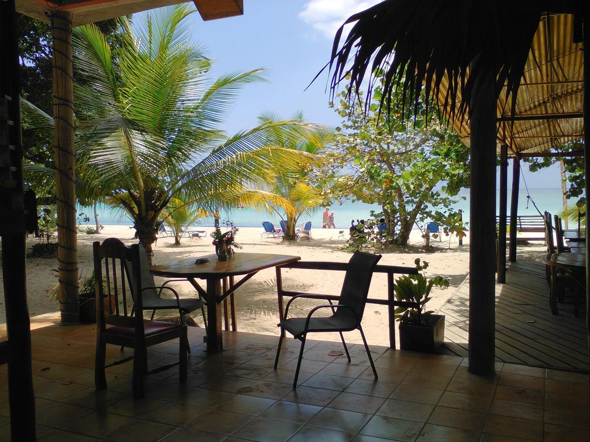 Whistling Bird Hotel Negril Luaran gambar